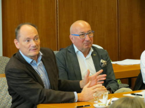 Initiative-Li-2019-42